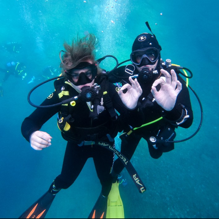 Eco bautizo de submarinismo